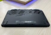 Gamer Acer Predator Helios PH315-5