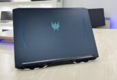 Gamer Acer Predator Helios PH315-5