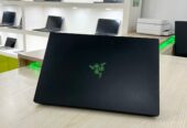 GAMER Razer blade 15-RZ09