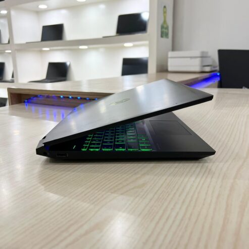 GAMER HP Pavilion 15-ec2xxx