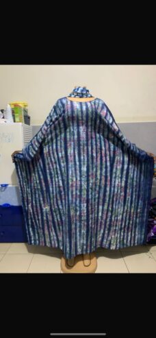 Robe disponible a 7000fr