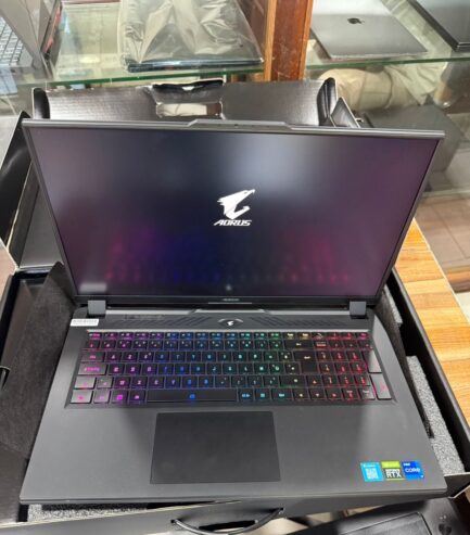 PC Programmeurs, Architecture, Multimédia Gigabyte Aorus 17 XE4 Core i7 12th